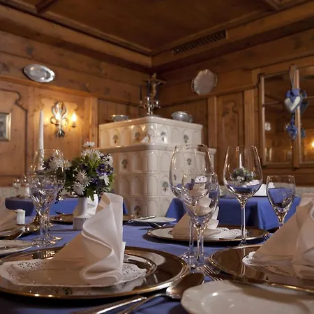 Szálloda Alpenhof 4*