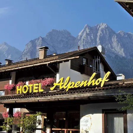 Alpenhof 4* グライナウ