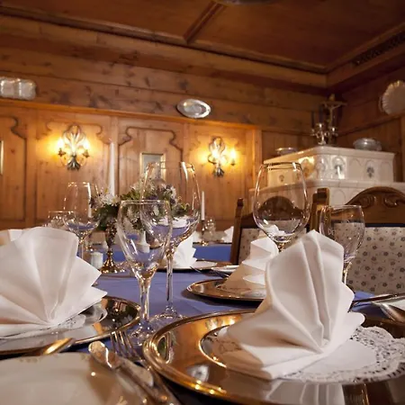 Alpenhof 4* グライナウ