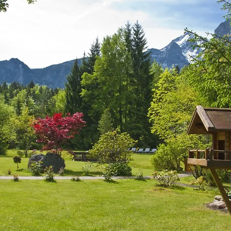 Alpenhof ホテル