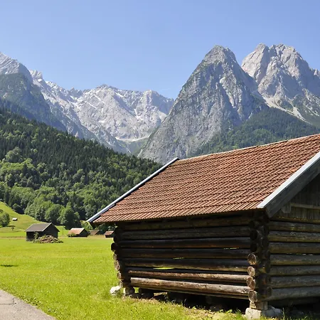 Alpenhof グライナウ