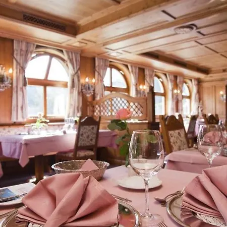 Alpenhof 4* グライナウ